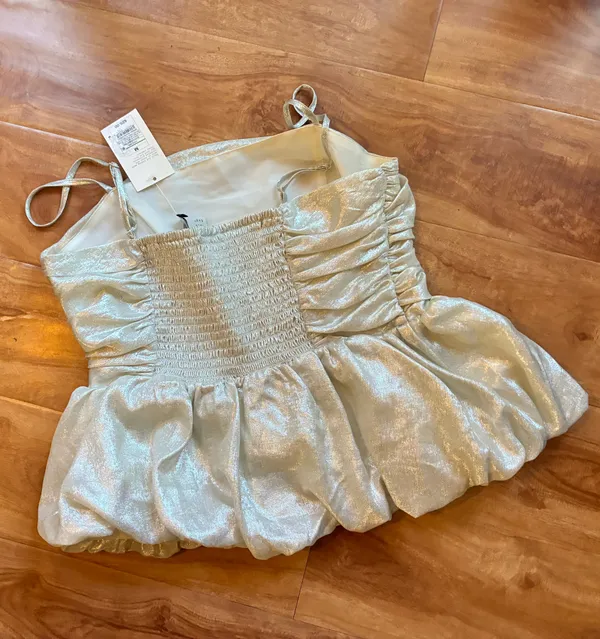 A New Day Women’s Metallic Silver Ruched Peplum Cami Top Size M New With Tags - Image 3