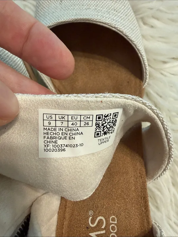 TOMS Cream Canvas Cross-Strap Block Heel Sandals size 9 BNWOT - Image 5