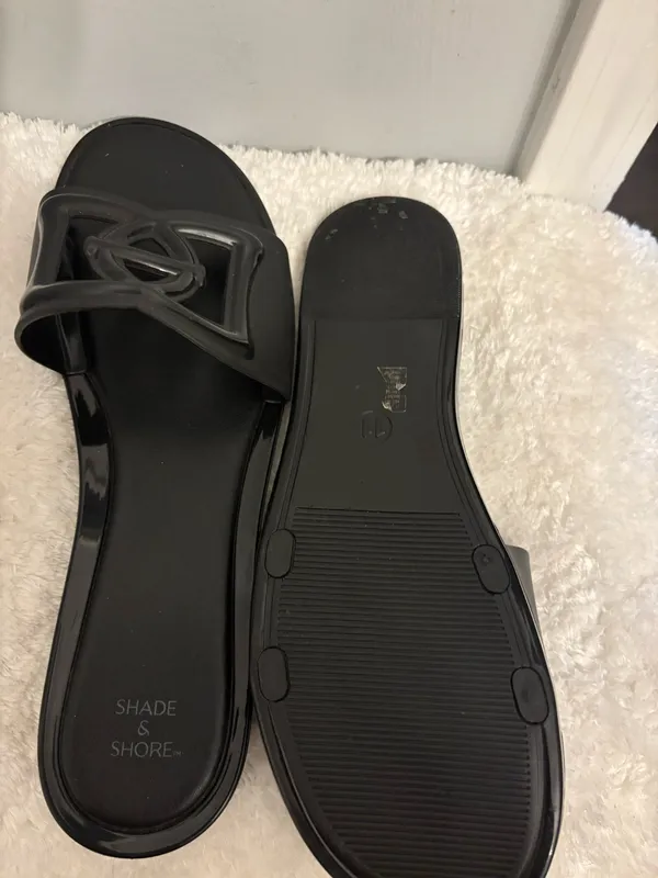 Shade & Shore all black flip flops Sz.11 - Image 4
