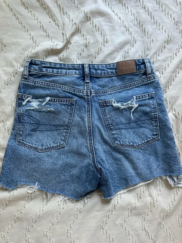 American Eagle Shorts - Image 2