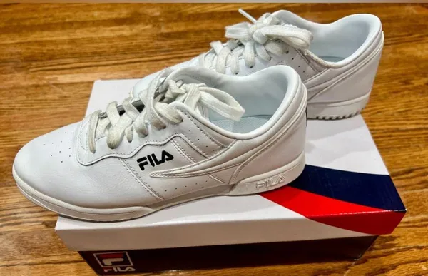 Fila Original Fitness tennis shoe women's size 7.5 - Image 4