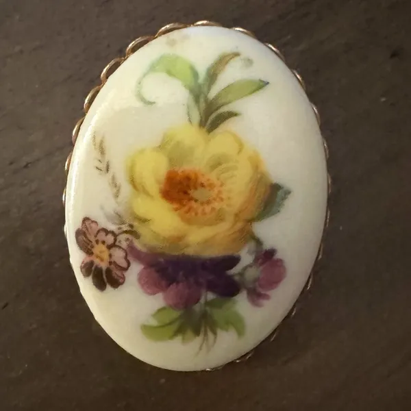 Vintage Estate Womens Glass Floral Brooch Pin Statement Piece Metal Back 1.7” - Image 7