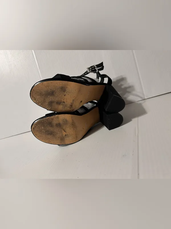 Express black ankle strap block heels women size 6 - Image 4