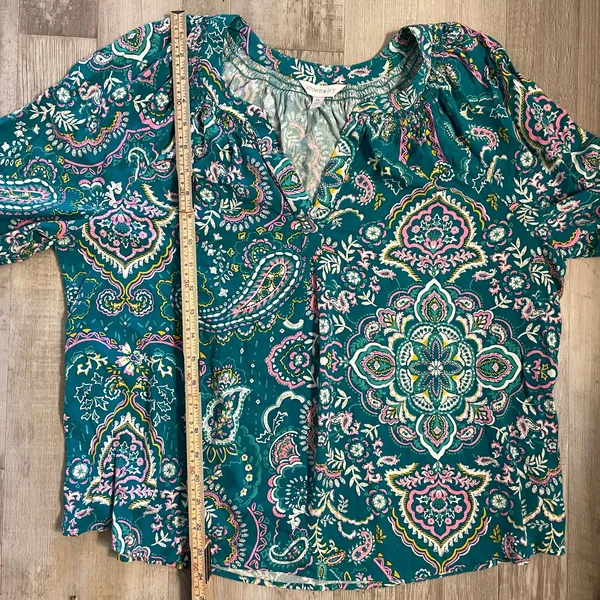 Crown & Ivy PL Paisley 3/4 Sleeve Peasant Top - Image 7