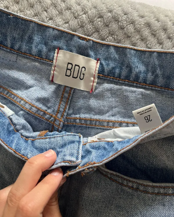 Urban Outfitters Cowboy Jean - Image 4