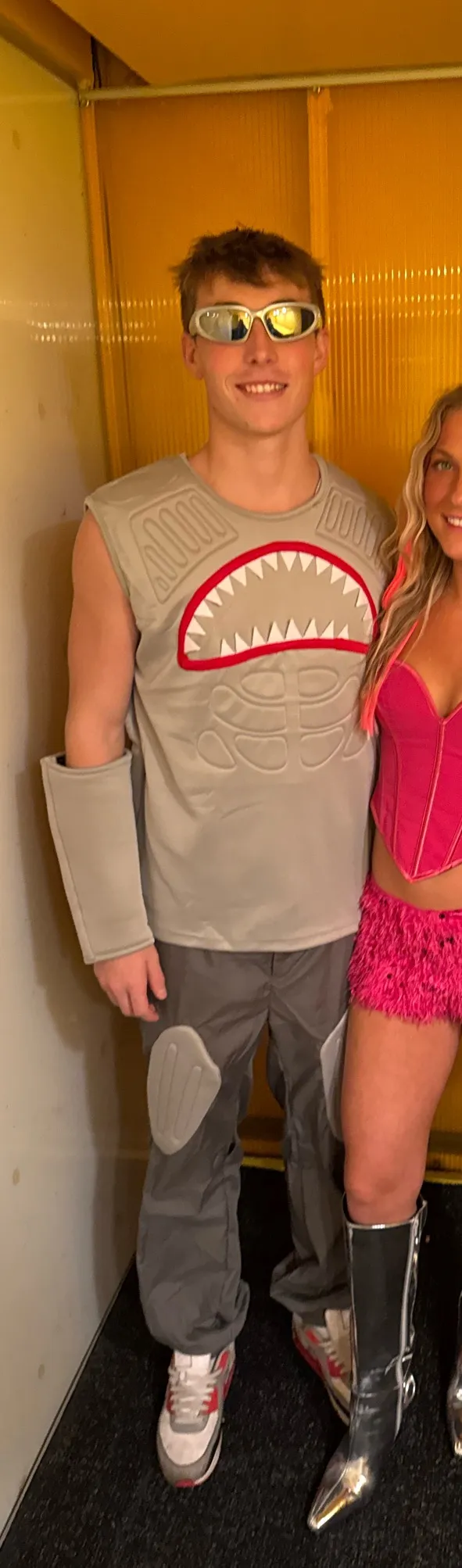 FashioNova Shark boy costume - Image 2