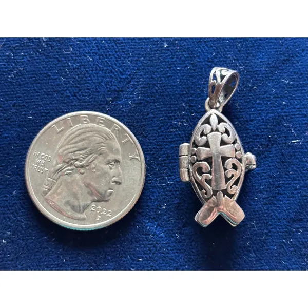 Vintage Sterling Silver Prayer Christian Box Cross Pendant 1" x .5" Opens Up - Image 5