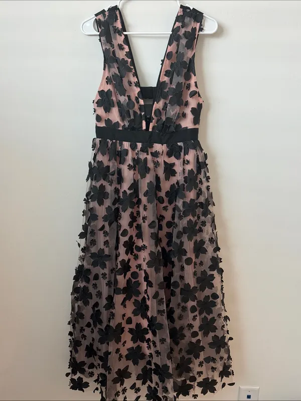 Anthropologie 3D Black Floral Printed Tulle Dress Size: 4 - Image 4