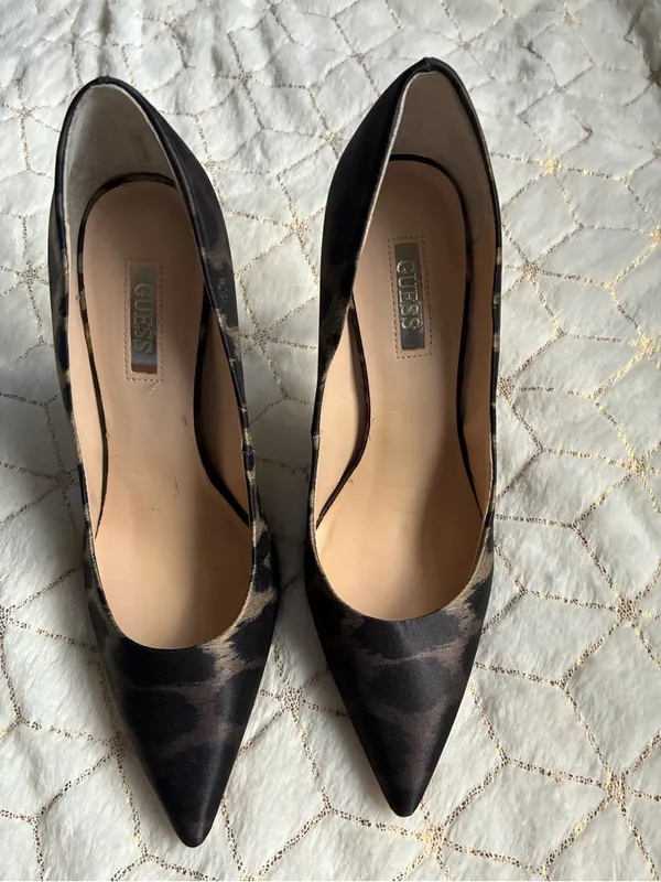 New Guess Leopard Print Pointed-Toe Stiletto Heels in Black and Brown size 6M - Image 3