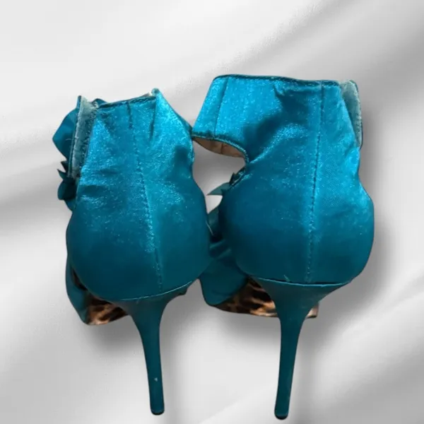 Betsey Johnson Florely‎ Heels - Image 4