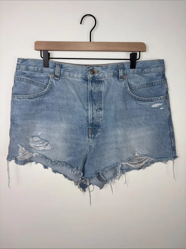 Free People We The Free Now Or Never Denim Shorts Women’s Size 33 Distressed - Image 2