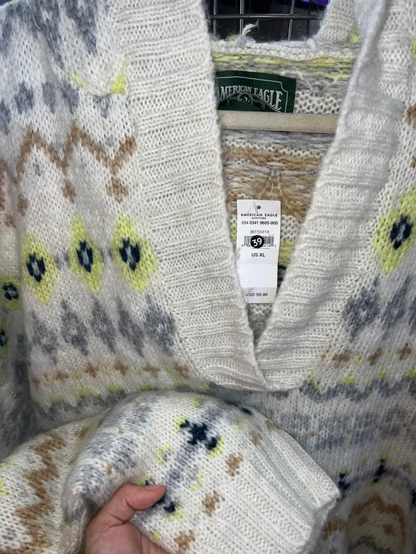 American Eagle Sweater - Image 2