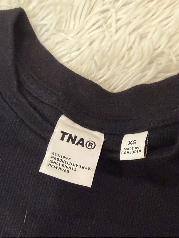 TNA Black classic Short Sleeve Tee Size XS - Image 2