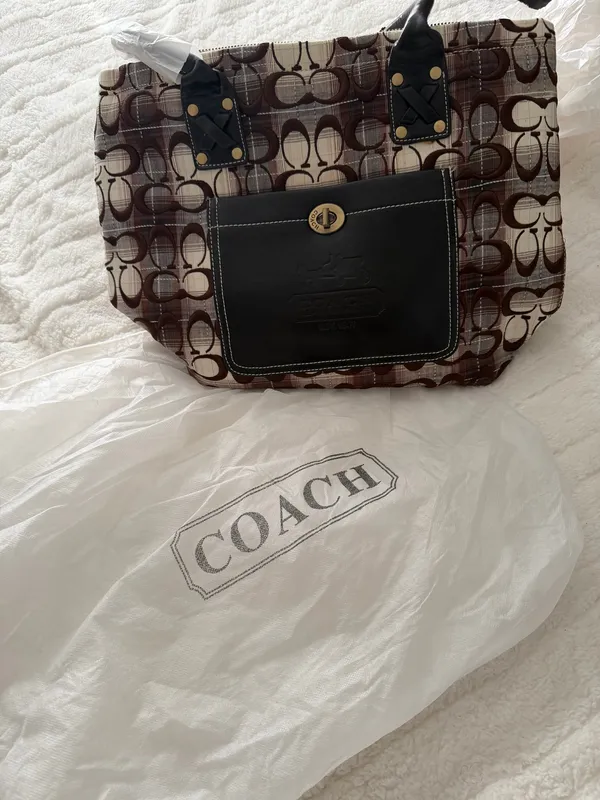 Coach Women’s Handbag Authentic Brown - Image 5