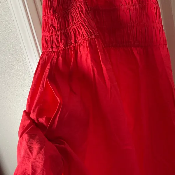A New Day Woman’s Smocked Midi Slip Dress with pockets size large - Image 4