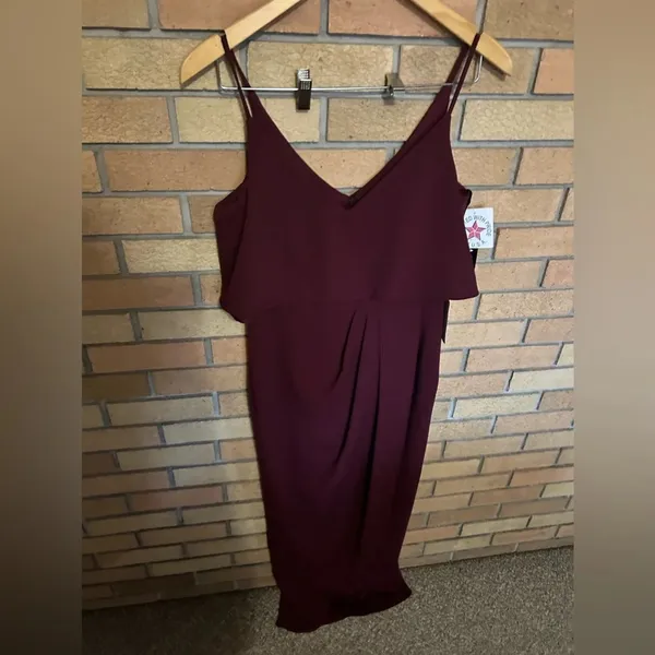 NWT XSCAPE Scuba Crepe Popover Faux Wrap Midi Dress Size 8 Maroon - Image 3