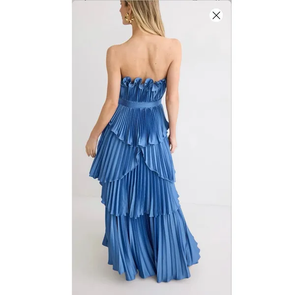 AMUR Dusk Blue Romantic Silhouette Cascading Tiers Strapless Janey Gown size 6 - Image 4