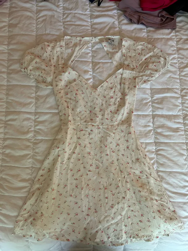 Beginning Boutique Dress - Image 2