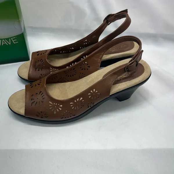 Easy Street Slingback Sandals Die Cut Leather Uppers 9 Kaley Tan‎ Brown New - Image 2