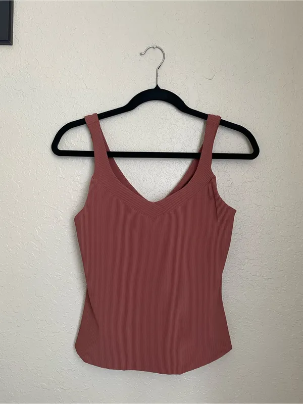 Beyond Yoga Impulse Ribbed Classic Tank Size Small Terracotta Rust V Neckline - Image 5
