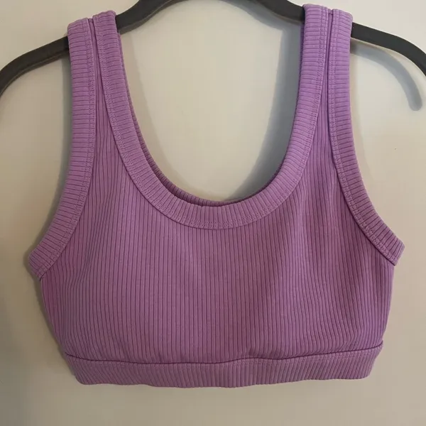 ALO Yoga Wellness Bra in Pink Lavender, Size Small, Like New! - Image 3