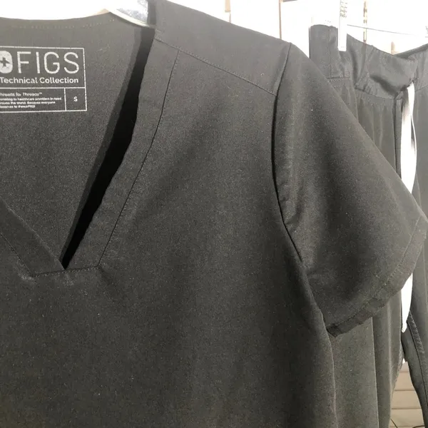 Figs Technical Collection Scrub Set Casma Top Straight Leg Pants Black sz S - Image 10