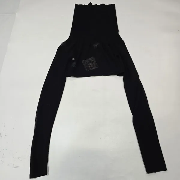 Superdown Camille Off Shoulder Top in Black - Image 9