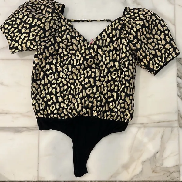 Buddy Love Puff Sleeve Body Suit Size Large NWT - Image 2