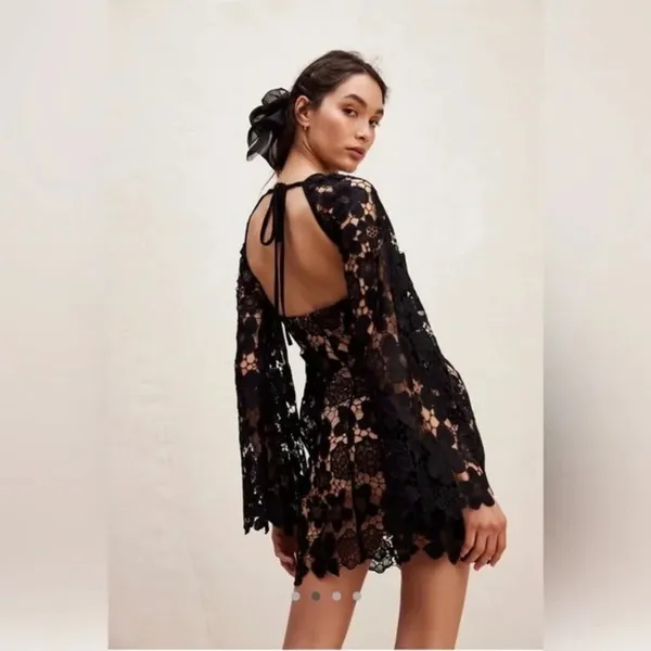 RUMER The Label Remi Mini Dress Black Crochet Floral Size L - Image 3