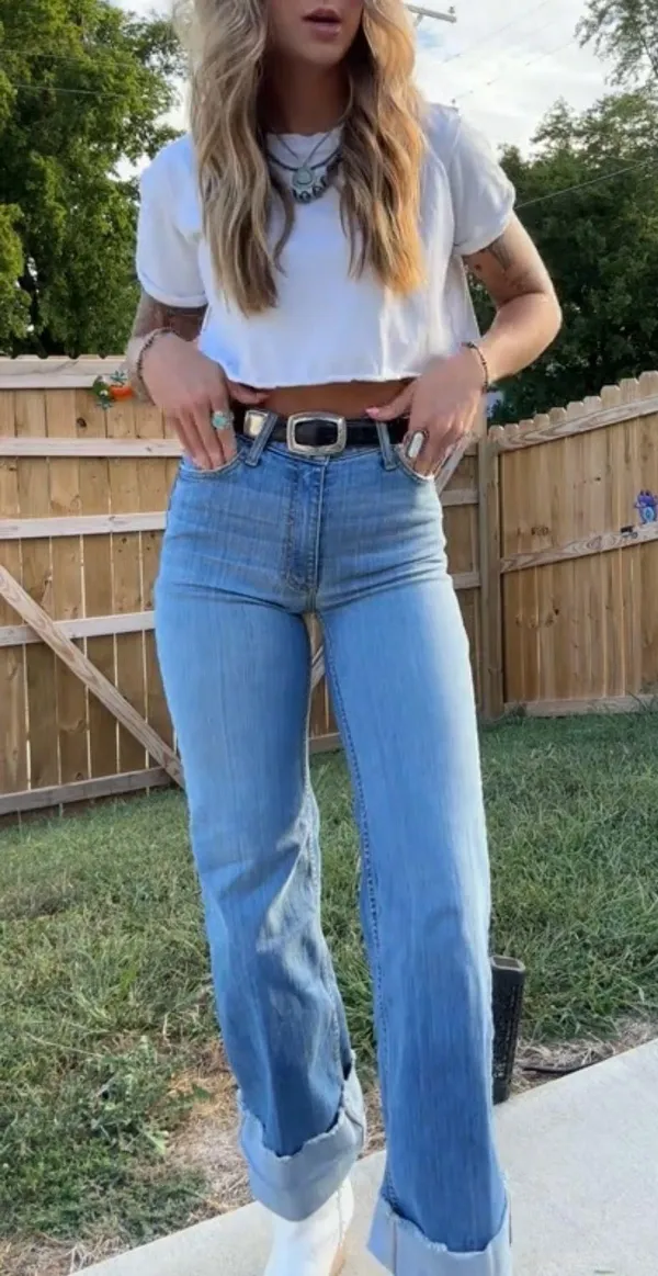 Outfitters Jeans - Image 5