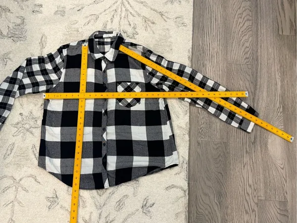 Maurices Black White Plaid Flannel Button Down Shirt Large - Image 9
