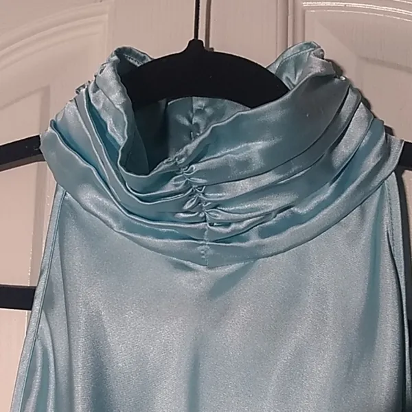 FINAL MARKDOWN Ladies' Henri Henri Halter-Style Top (L) - Image 2