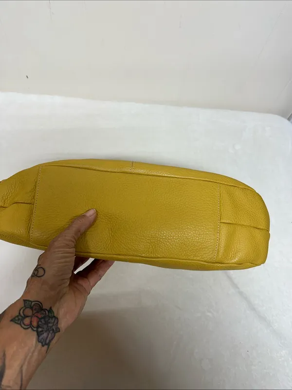 Ombu Leather Mustard Yellow Braided-Handle Shoulder Bag - Image 3