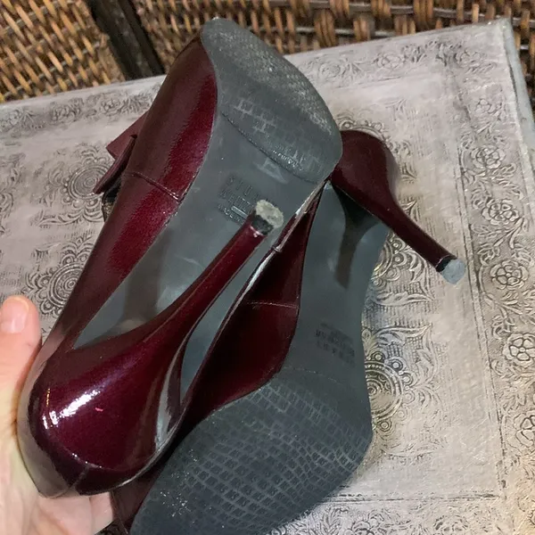 Stuart Weitzman Burgundy Peep-Toe Heels Size 6M - Image 8