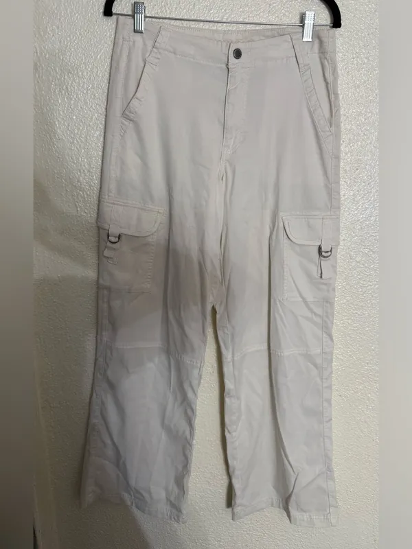 American Eagle Outfitters cream Wide-Leg stretch Cargo Pants size 4 - Image 2