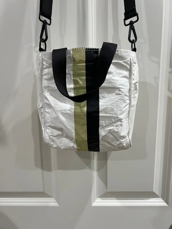 Aloha Collection Le Voyageur crossbody- Lux- sold out online - Image 6