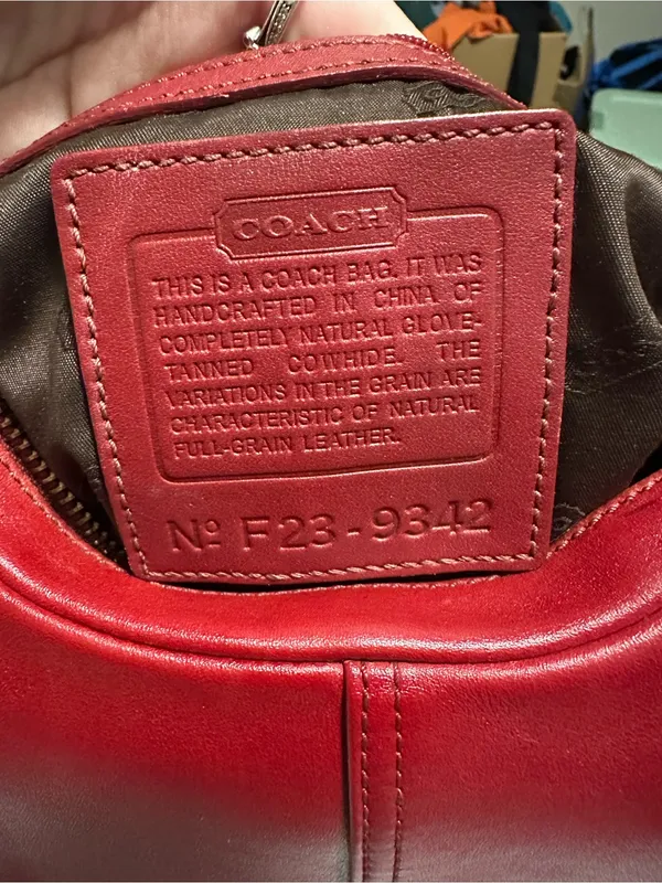 VINTAGE coach Legacy West Small Zoe Hobo Bag In Red leather style# 9342 - Image 7