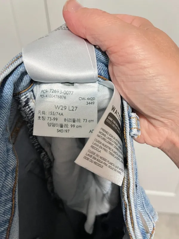 Levi's Size 29 Blue Ribcage Straight Button Fly Jeans - Image 9