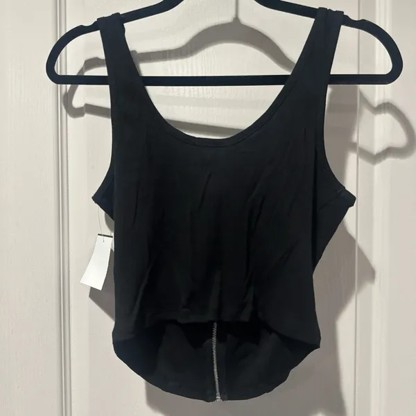 Black crop top Size M - Image 4