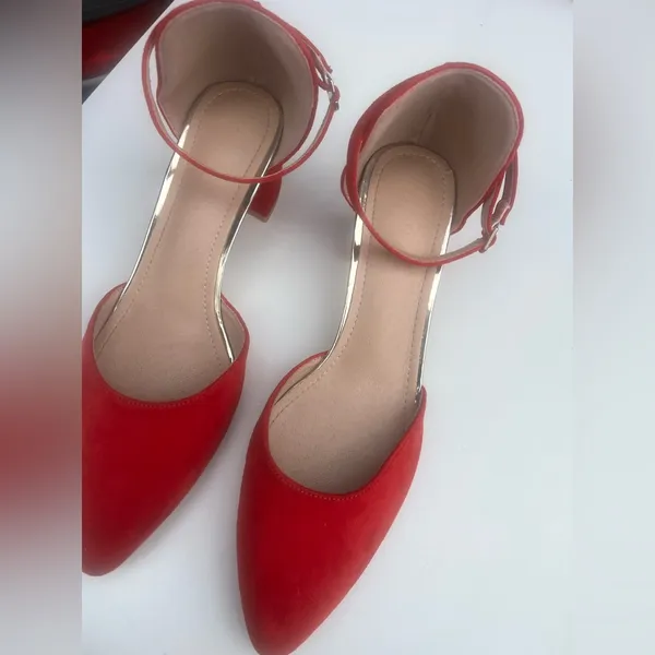 Chic Red Ankle Strap Heels - Image 3