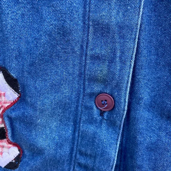 Grandmacore Christmas button down denim shirt women’s size medium santa claus - Image 3