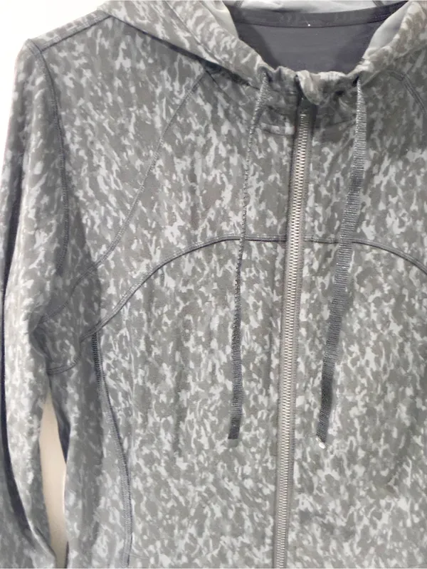 Lululemon Hooded Define Jacket Nulu Leopard Camo Deep Coal Multi Size 10 - Image 2