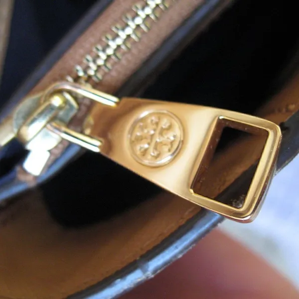Tory Burch Robinson Small Tan Cardamom Bag Tote - Image 15