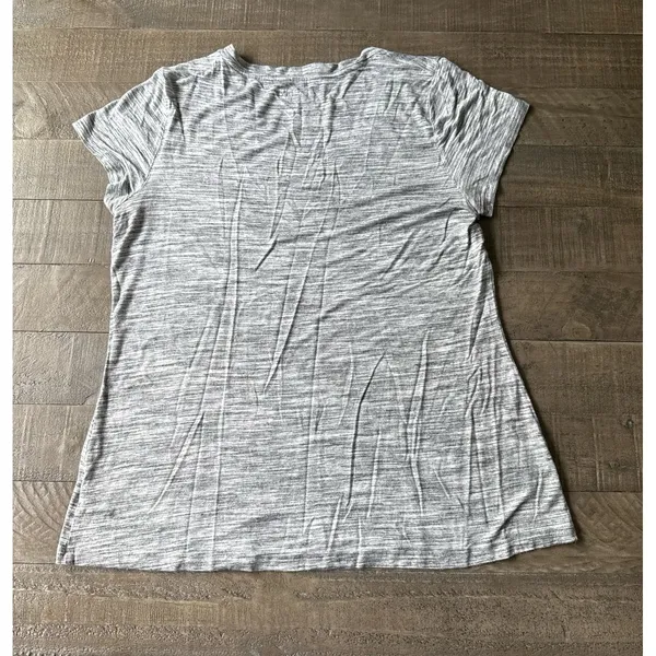 Apt.9 Essentials‎ Women's Gray V-Neck Short Sleeve Tee Size Large - Image 8