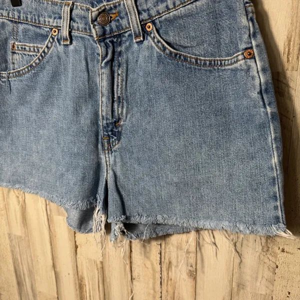 Vintage 90s Levis Denim Jean Mom‎ Short High Waist USA White Tab Womens Size 7 - Image 2