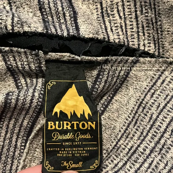 Burton Small Gray Oversized Wrap Cardigan Jacket - Image 3