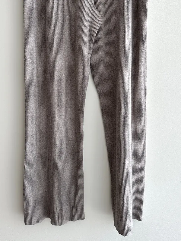 GAP Women’s Ribbed Stretch Waist Flared Pants, Taupe, Size Large - Image 11