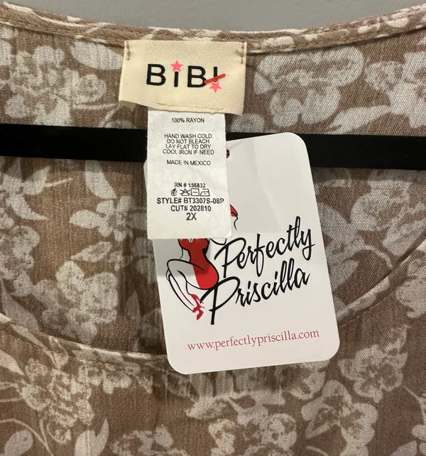 Bibi Brand Floral Blouse - Image 4
