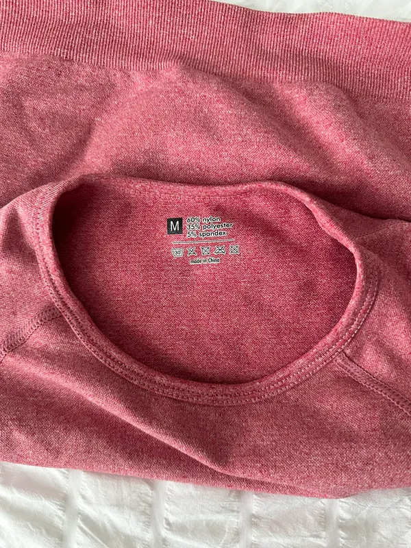 Workout Tops Size M - Image 3