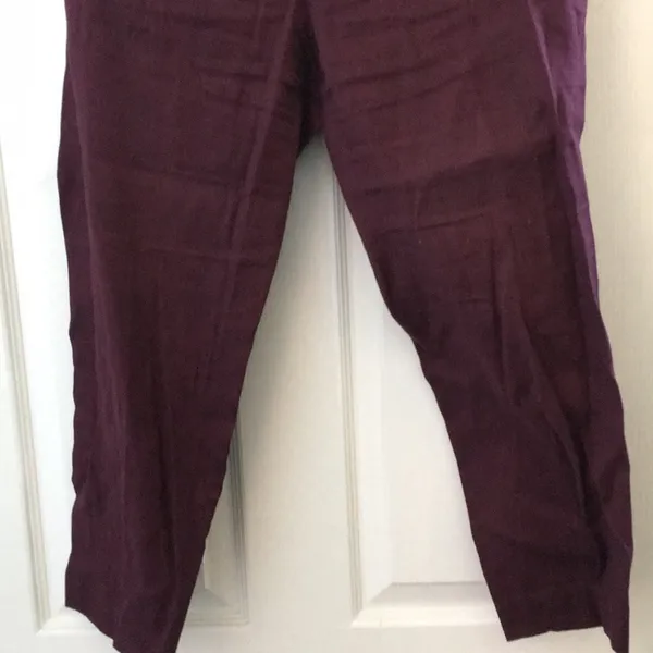 FINAL MARKDOWN Ladies loft petite cropped slacks 4p - Image 2